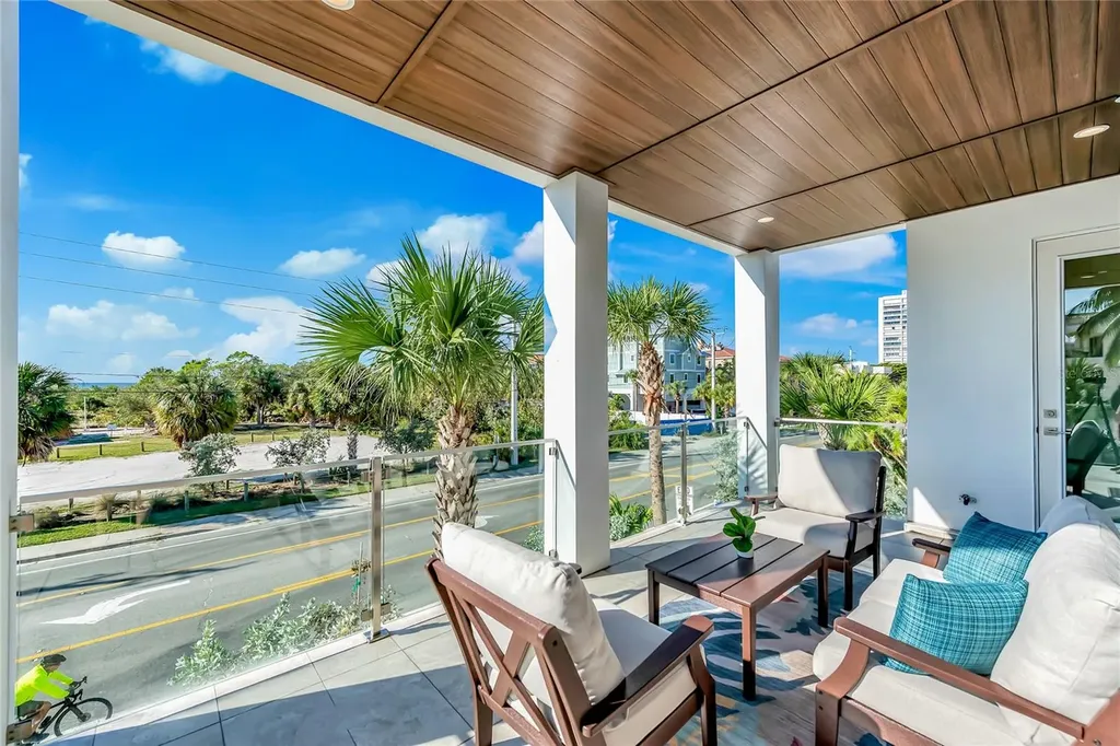 329 Beach Road Sarasota FL 34242