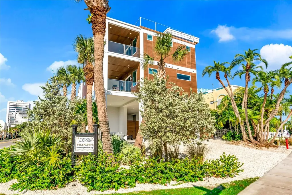 329 Beach Road Sarasota FL 34242
