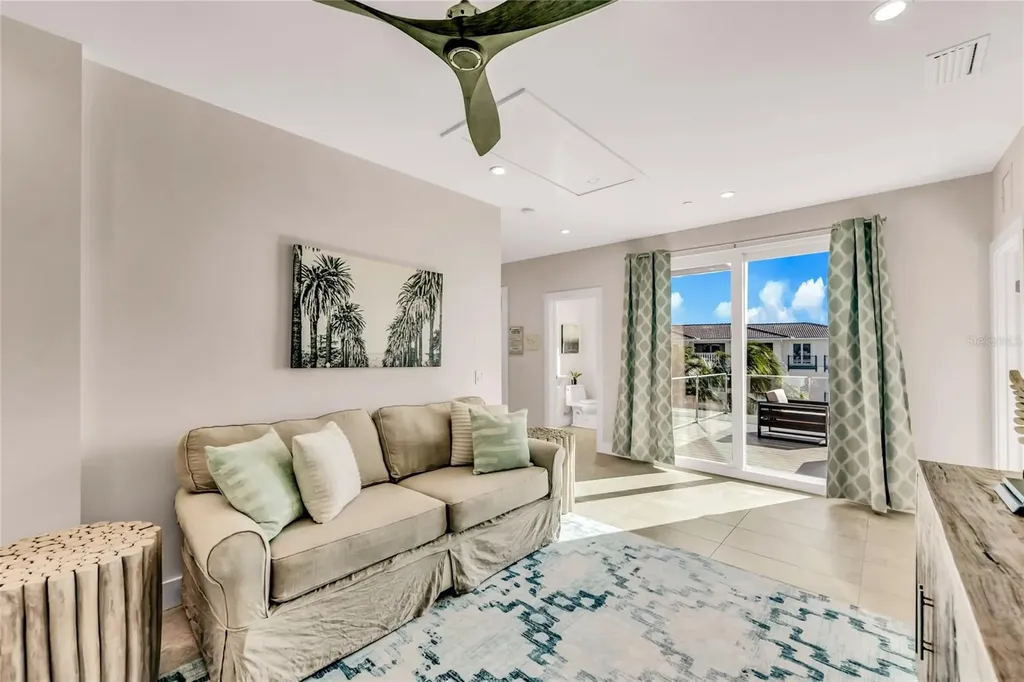 329 Beach Road Sarasota FL 34242