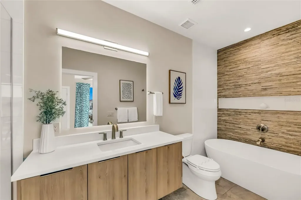 329 Beach Road Sarasota FL 34242