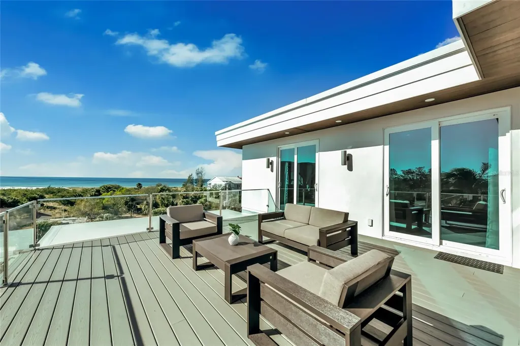 329 Beach Road Sarasota FL 34242