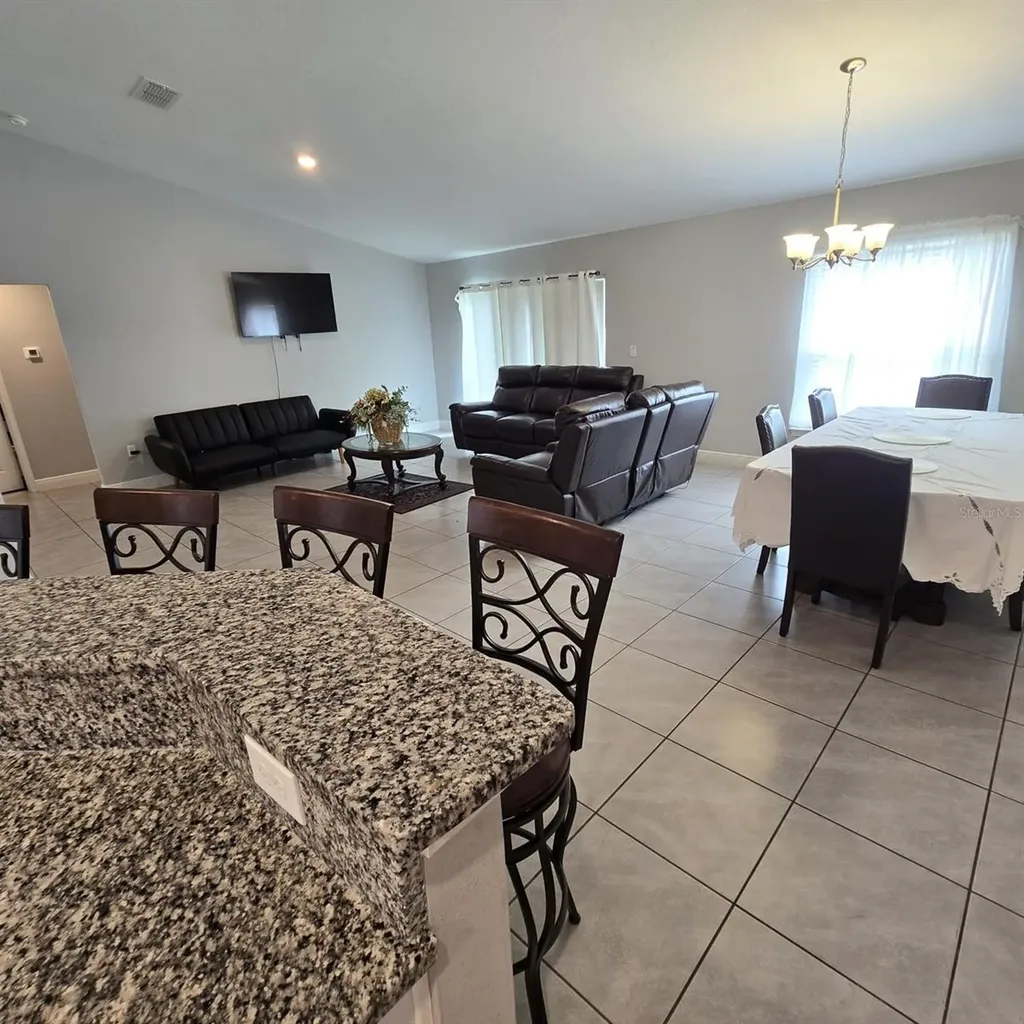 540 Bristol Circle Kissimmee FL 34758