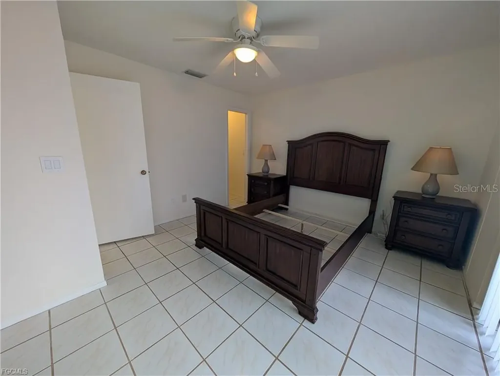 707 SW 3rd Court Cape Coral FL 33991