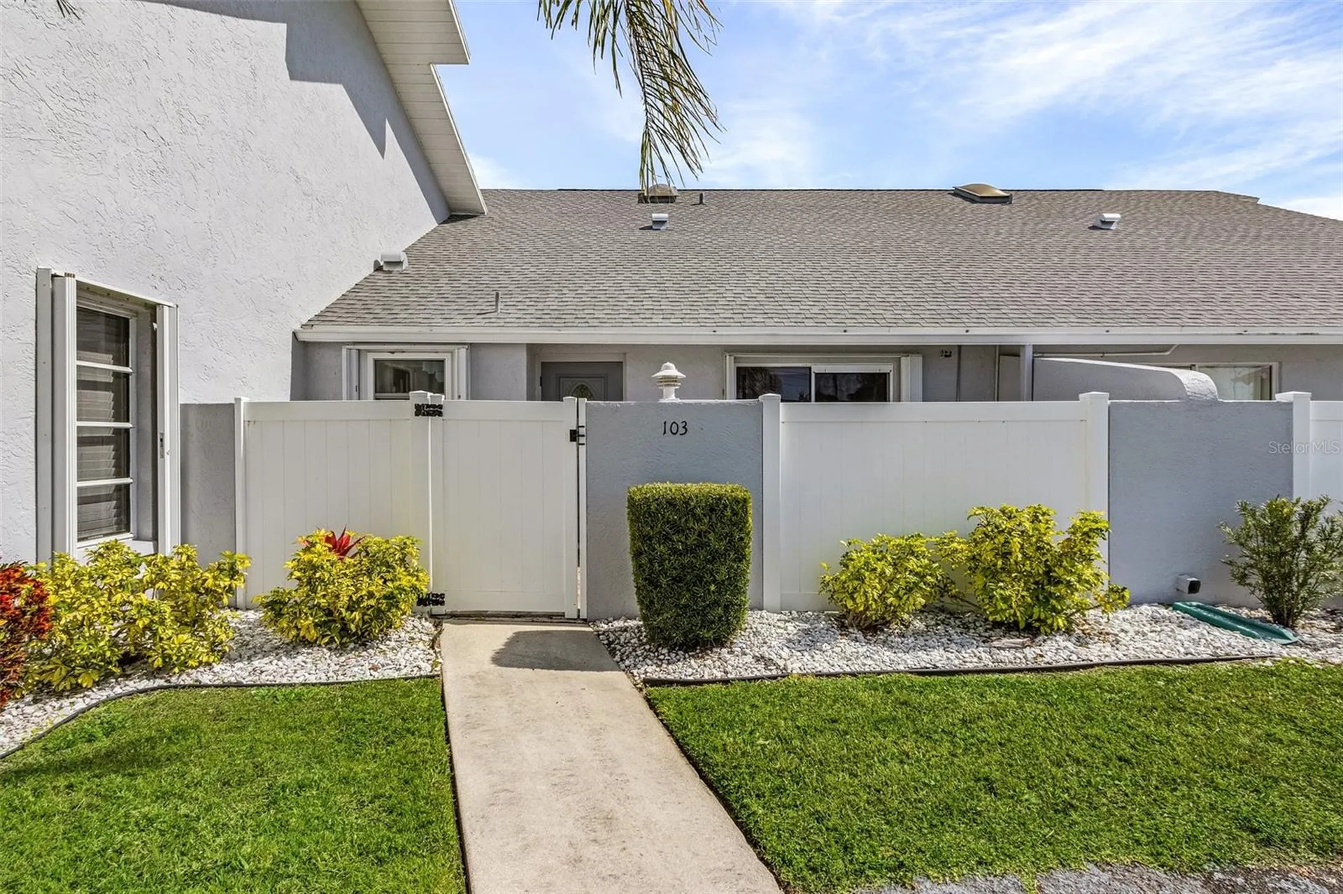 707 SW 3rd Court Cape Coral FL 33991