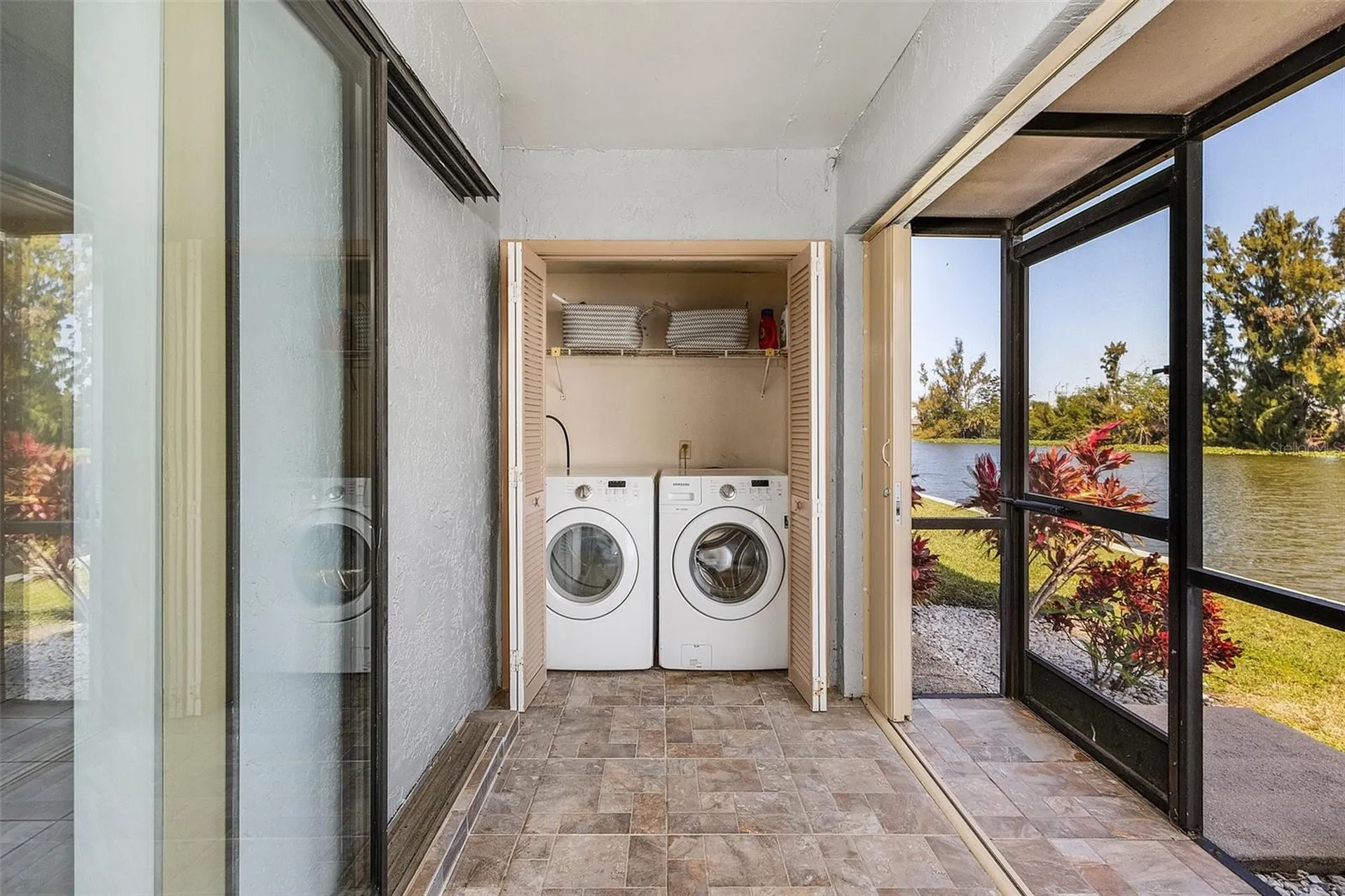 707 SW 3rd Court Cape Coral FL 33991