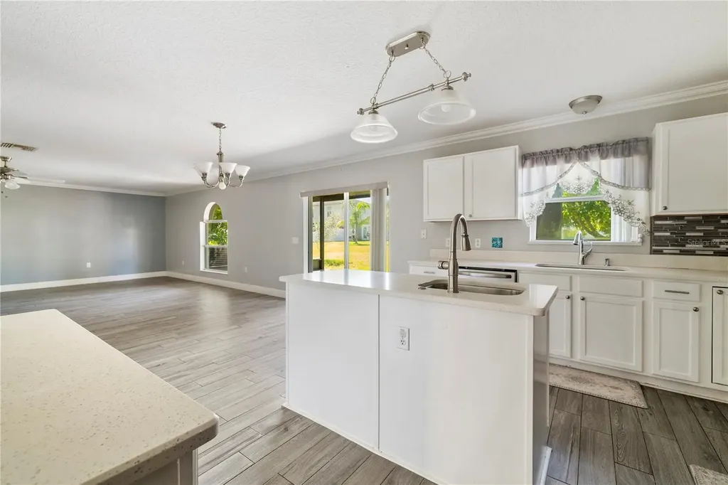 420 Blake Avenue Davenport FL 33897