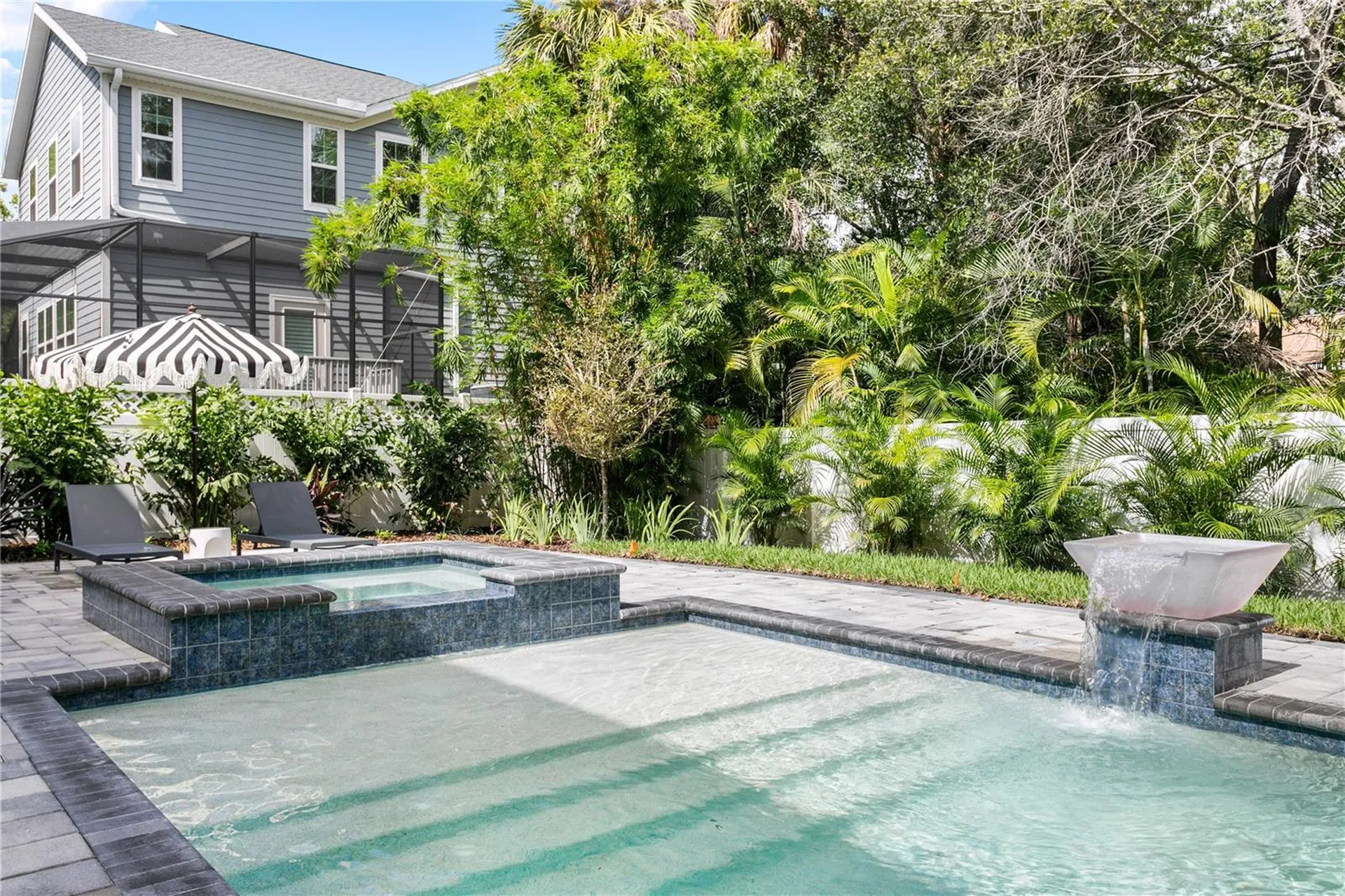 4823 W San Jose Street Tampa FL 33629