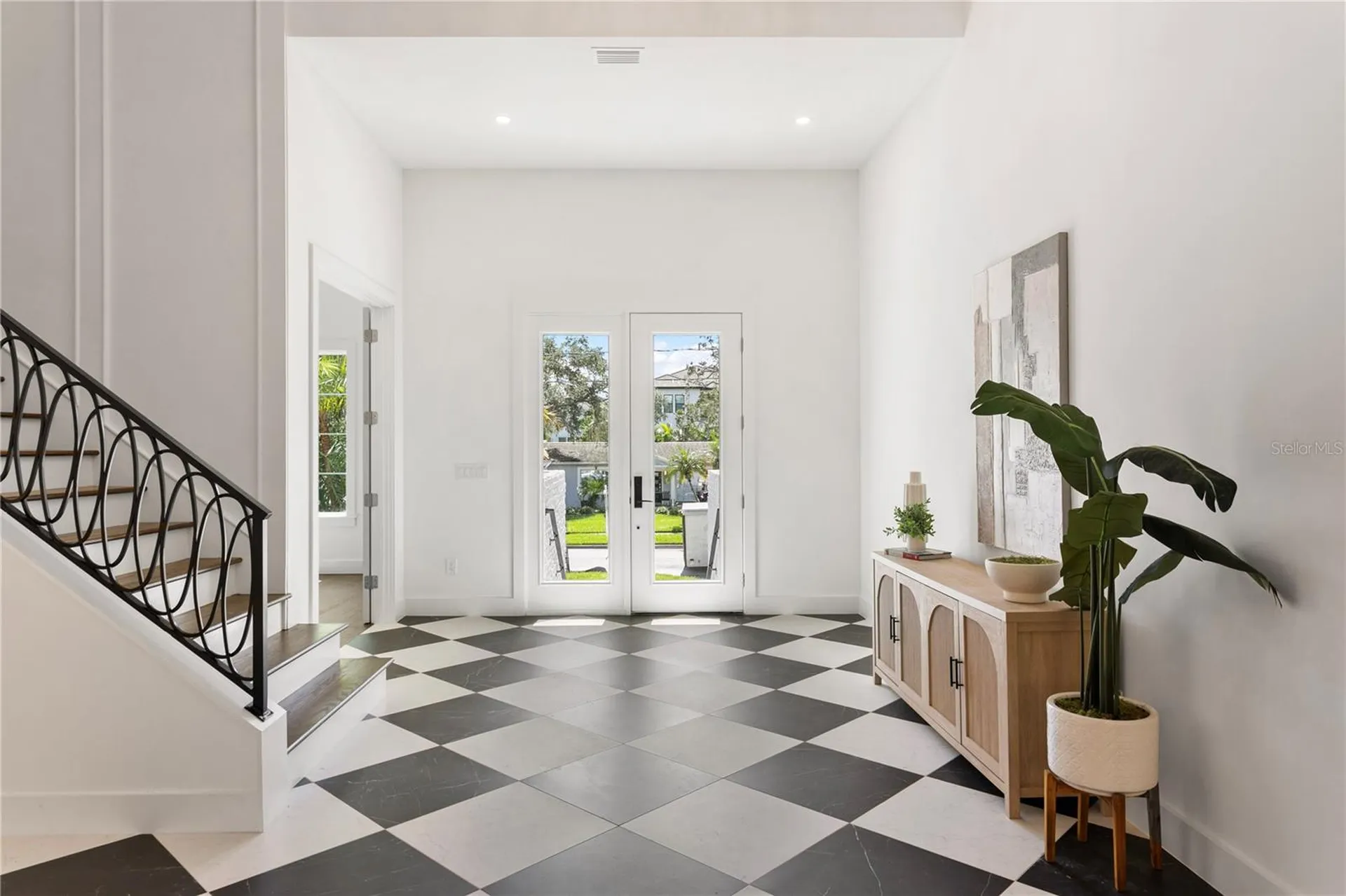 4823 W San Jose Street Tampa FL 33629