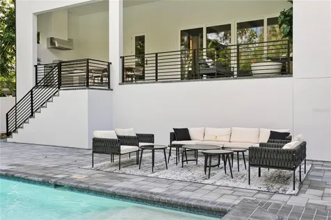 4823 W San Jose Street Tampa FL 33629