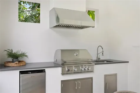 4823 W San Jose Street Tampa FL 33629