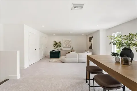 4823 W San Jose Street Tampa FL 33629