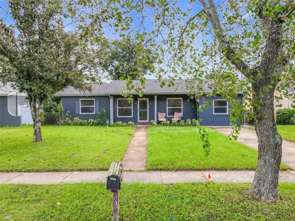 1098 Henry Balch Drive Orlando FL 32810