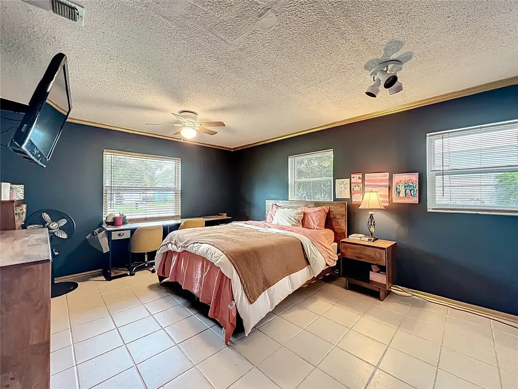 1098 Henry Balch Drive Orlando FL 32810