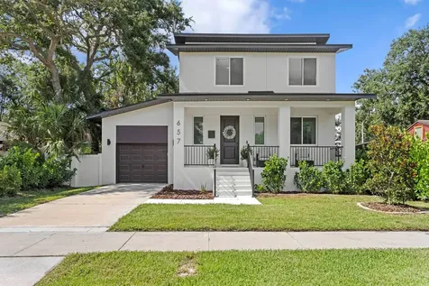 657 26th Avenue S St Petersburg FL 33705