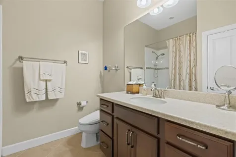 8725 Amaretto Avenue Sarasota FL 34238