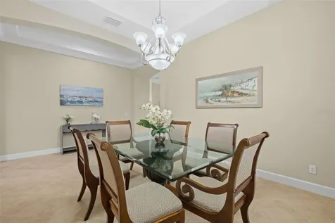 8725 Amaretto Avenue Sarasota FL 34238