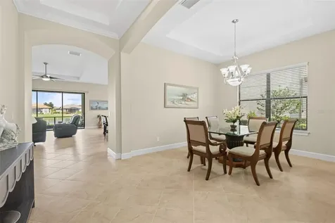 8725 Amaretto Avenue Sarasota FL 34238