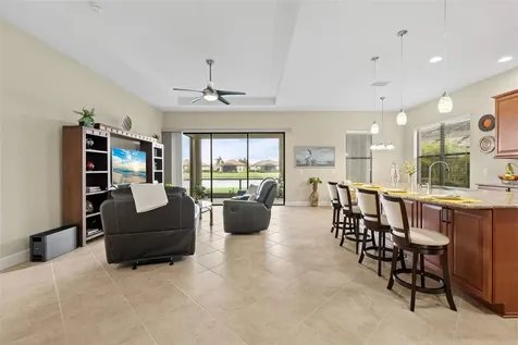 8725 Amaretto Avenue Sarasota FL 34238