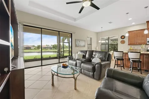 8725 Amaretto Avenue Sarasota FL 34238