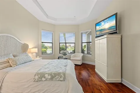 8725 Amaretto Avenue Sarasota FL 34238