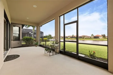 8725 Amaretto Avenue Sarasota FL 34238