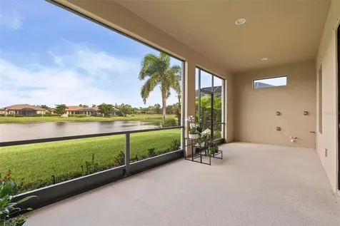 8725 Amaretto Avenue Sarasota FL 34238