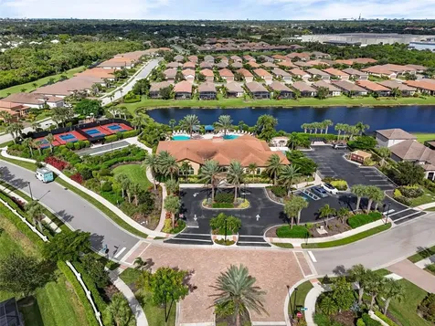 8725 Amaretto Avenue Sarasota FL 34238