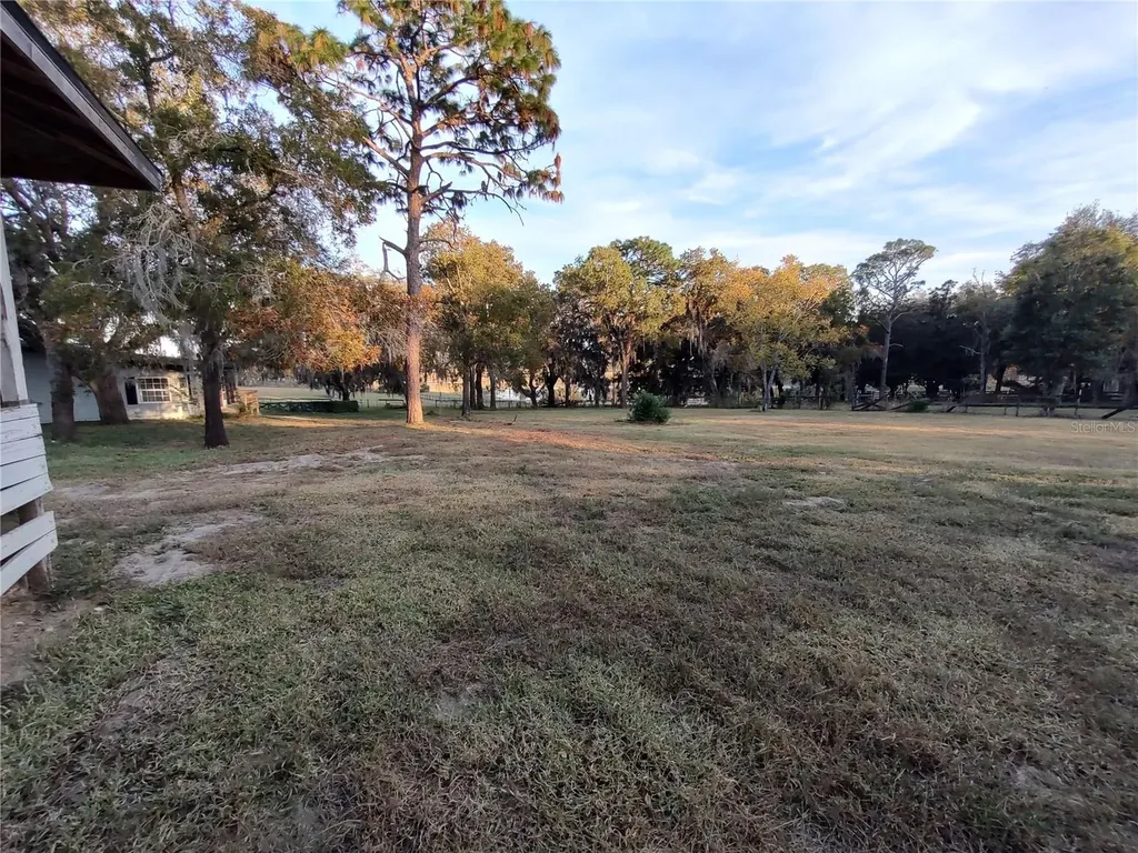 4432 Marion County Road Weirsdale FL 32195