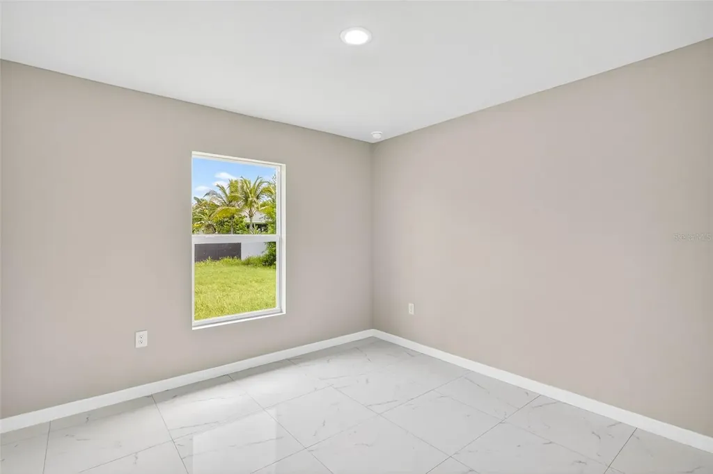 2804 64th Street W Lehigh Acres FL 33971