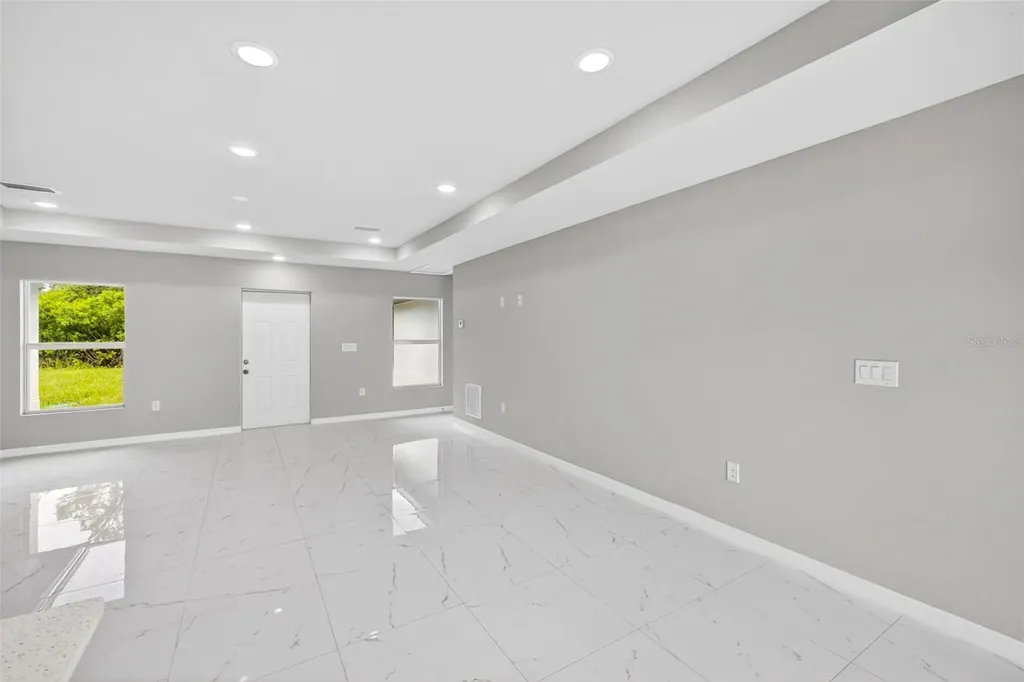2804 64th Street W Lehigh Acres FL 33971