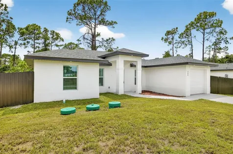 2804 64th Street W Lehigh Acres FL 33971
