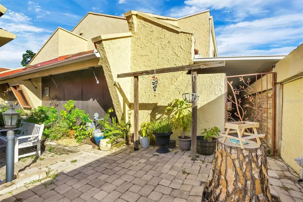 21 Casarena Court Winter Haven FL 33881