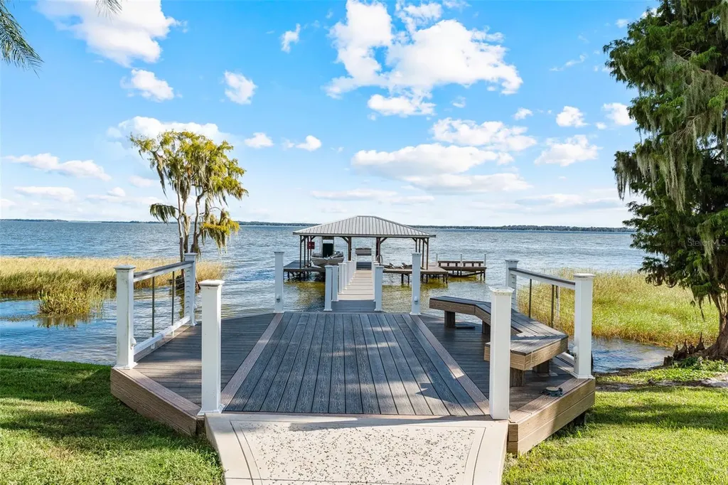 30215 Redtree Drive Leesburg FL 34748