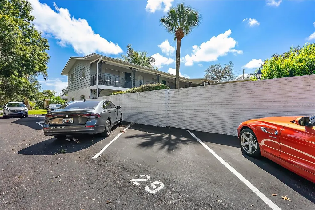 6266 1st Avenue S St Petersburg FL 33707