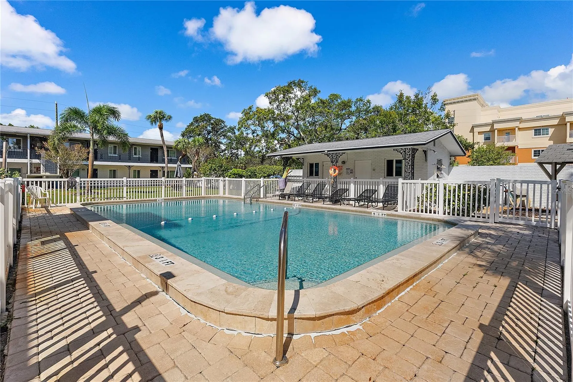 6266 1st Avenue S St Petersburg FL 33707