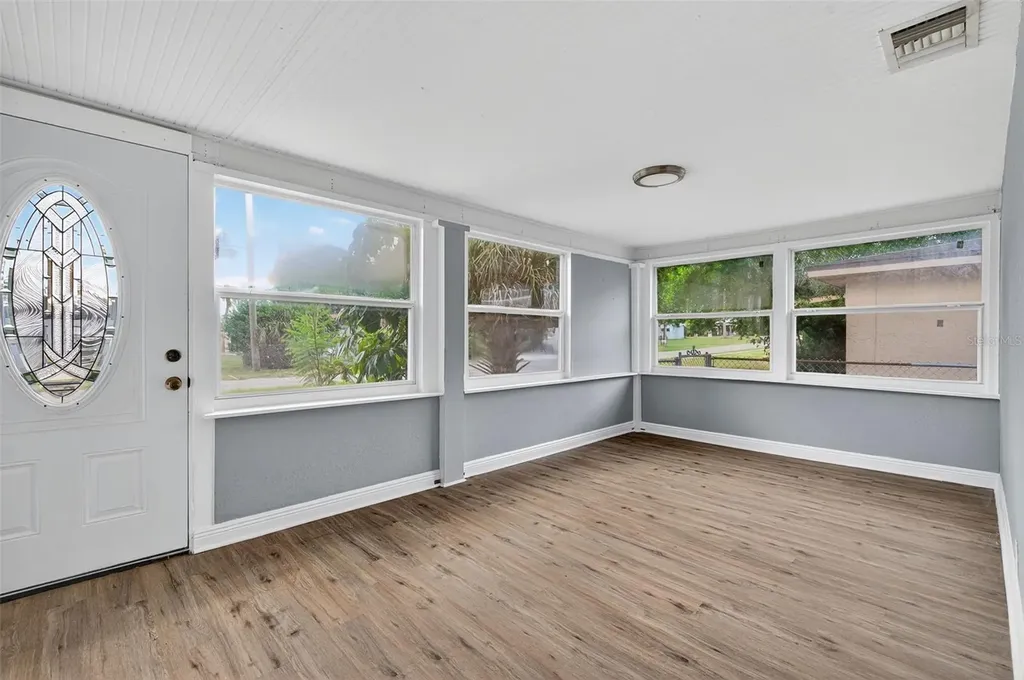 5801 Virginia Avenue New Port Richey FL 34652