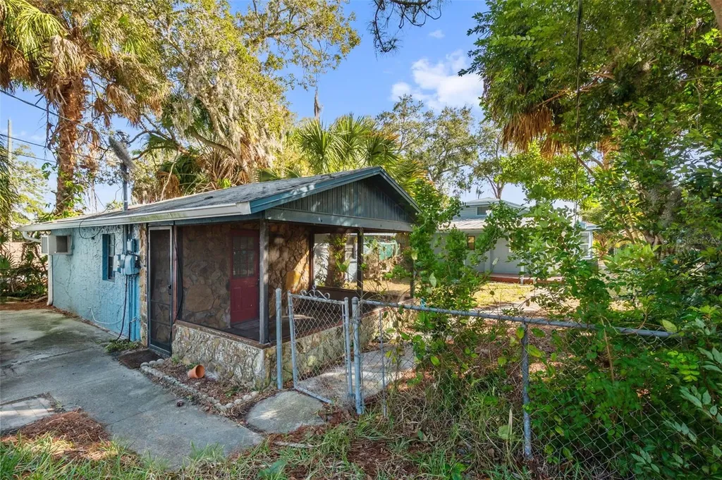 5801 Virginia Avenue New Port Richey FL 34652