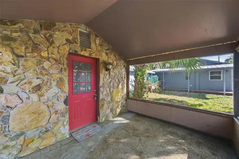 5801 Virginia Avenue New Port Richey FL 34652