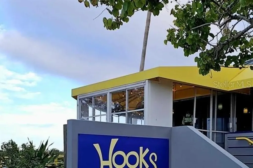 611 Destiny Drive Ruskin FL 33570