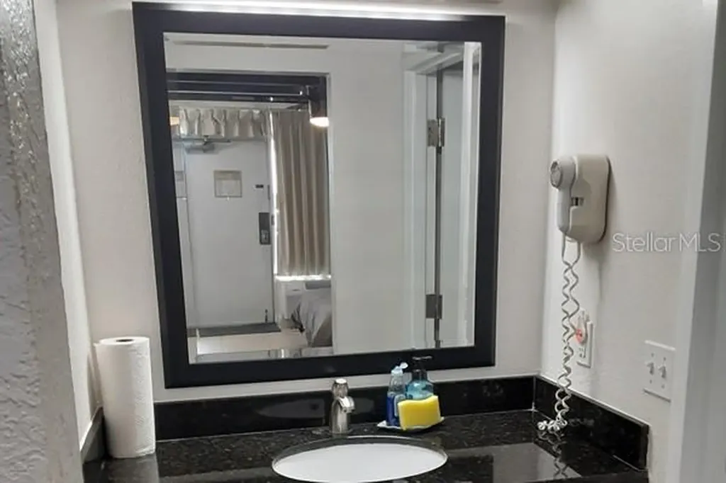 611 Destiny Drive Ruskin FL 33570