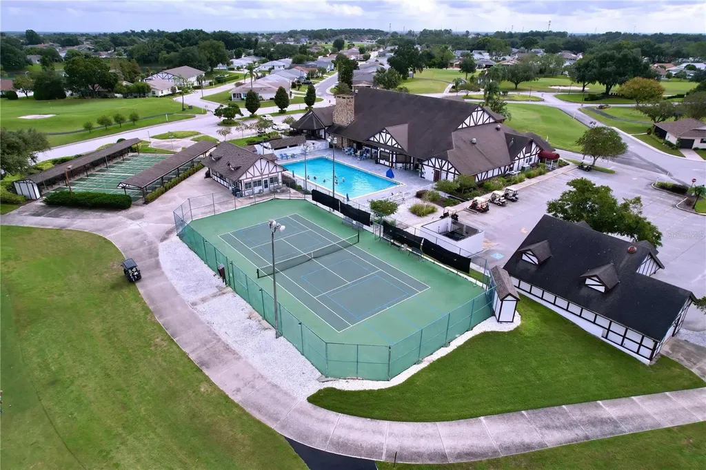 2137 Grand Cypress Drive Lakeland FL 33810