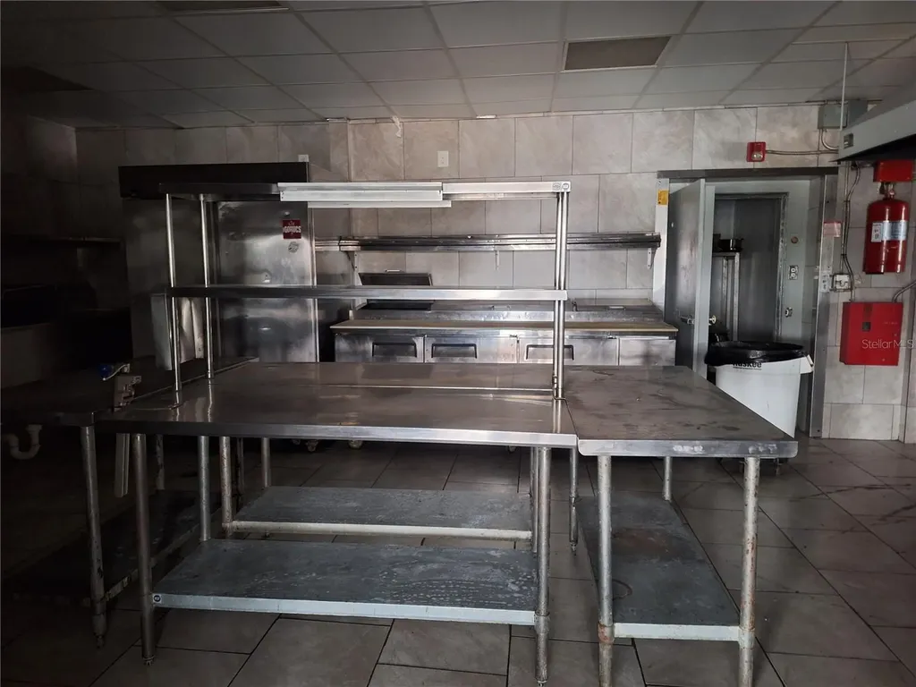 1128 Alternate Highway 19 Holiday FL 34691