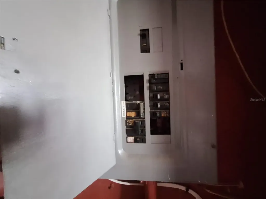 1128 Alternate Highway 19 Holiday FL 34691