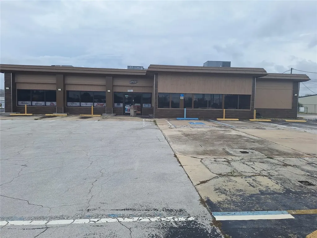 1128 Alternate Highway 19 Holiday FL 34691