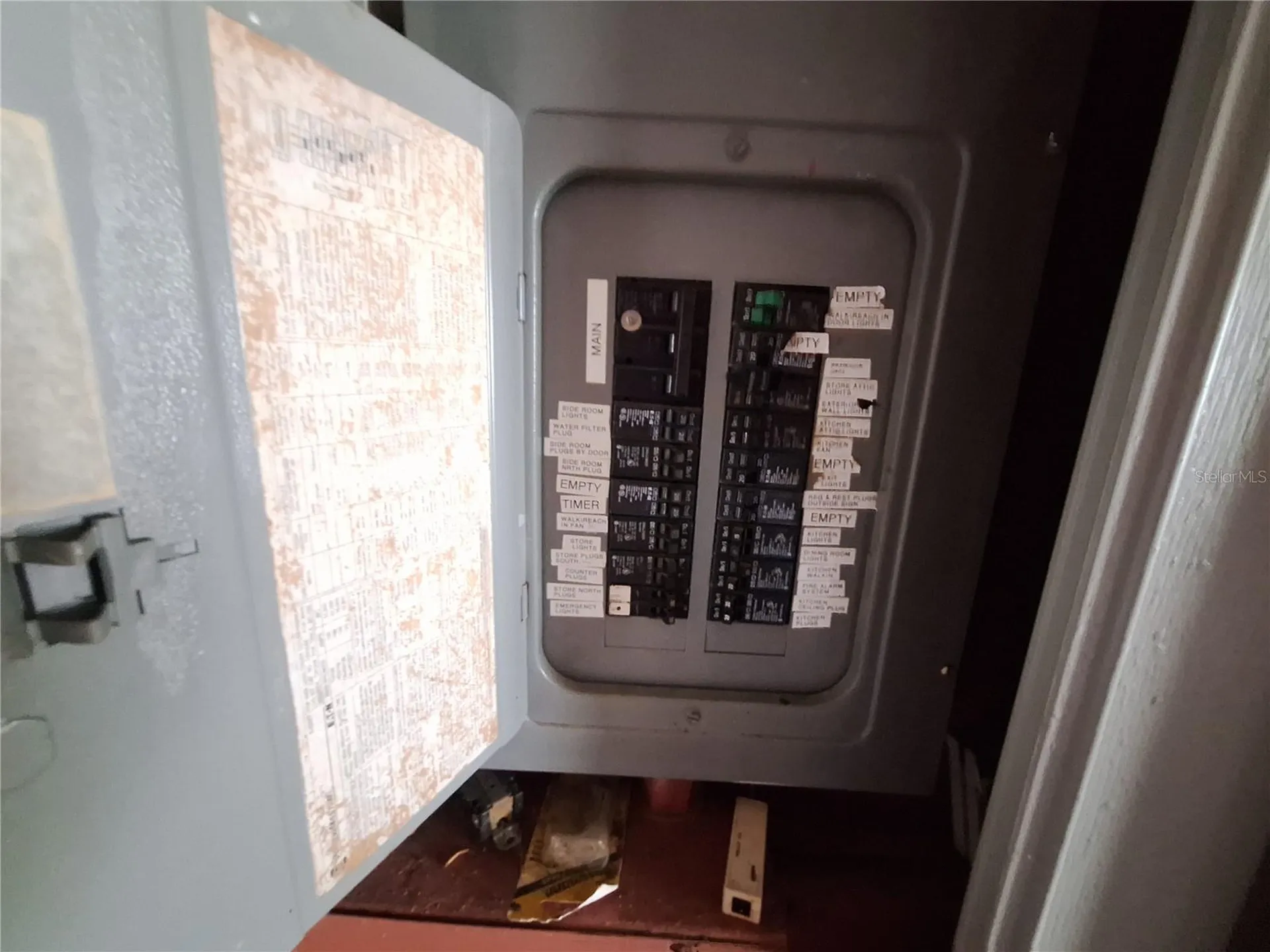 1128 Alternate Highway 19 Holiday FL 34691