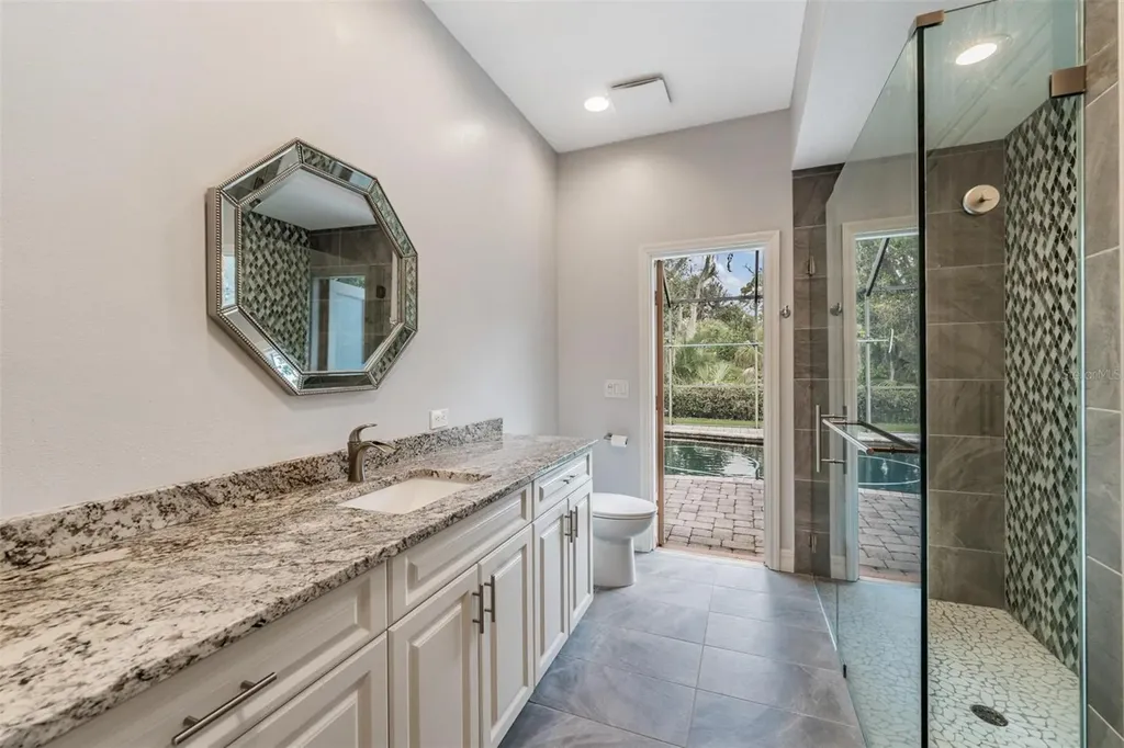 7900 Umbrella Pine Way Sarasota FL 34241