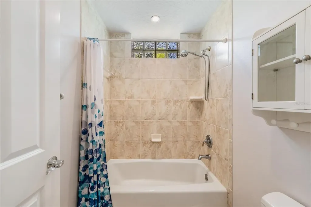 7900 Umbrella Pine Way Sarasota FL 34241