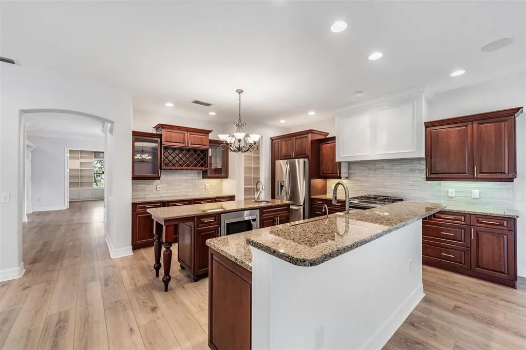 7900 Umbrella Pine Way Sarasota FL 34241