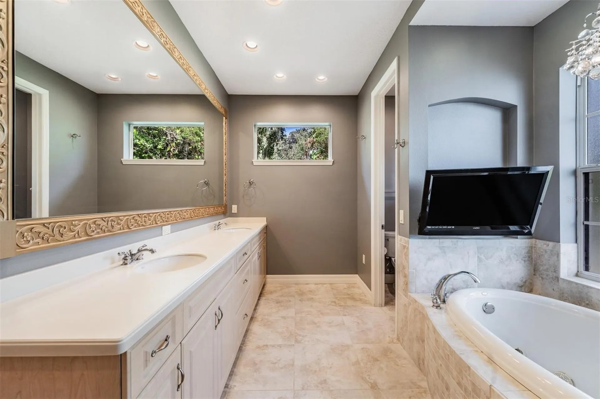 7900 Umbrella Pine Way Sarasota FL 34241