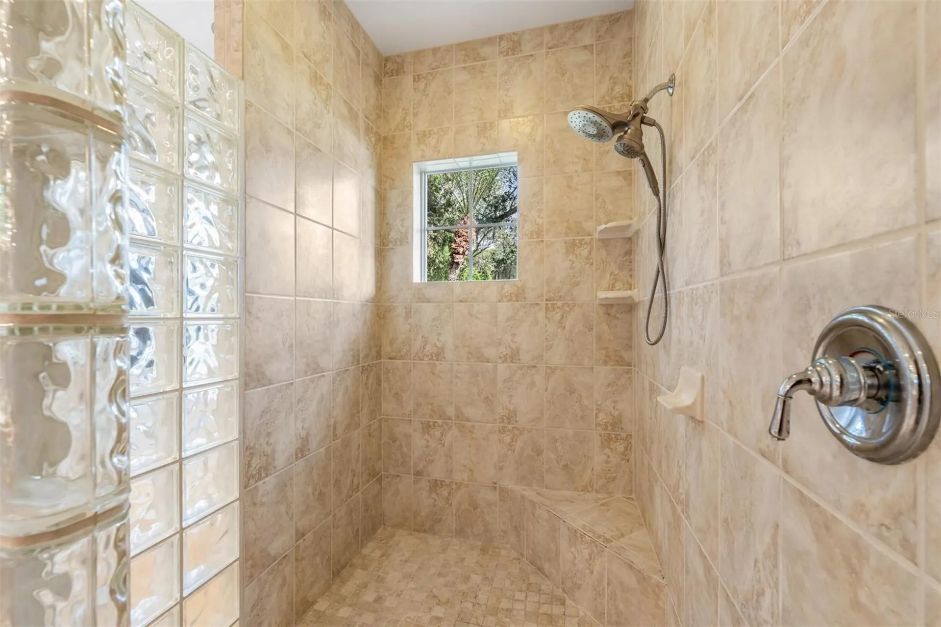 7900 Umbrella Pine Way Sarasota FL 34241